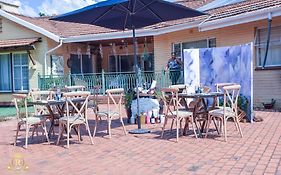 Royal Highness Lux Guesthouse
